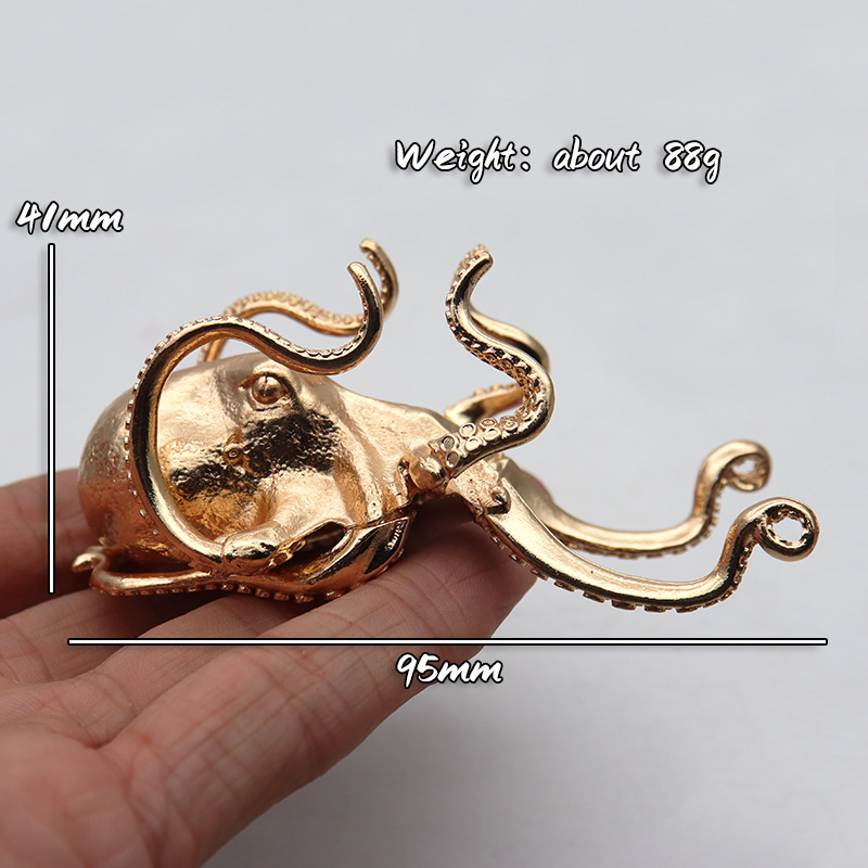 Statuette in Metallo a Forma d - Edc Carry Pen recensione e prezzo